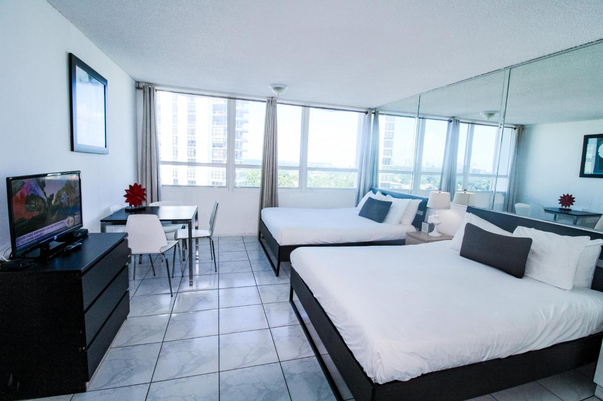 Castle 1118 Studio Bayview Direct Beach Access, Tennis, Pool, Restaurants, Free Parking 迈阿密海滩 外观 照片